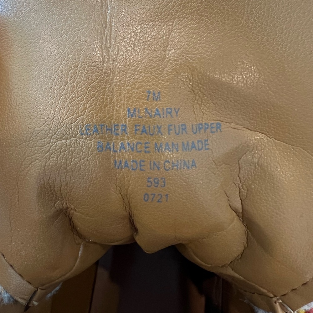 Marc Fisher LTD Nairy Leather Boot SIZE: 7 - Picture 2 of 14